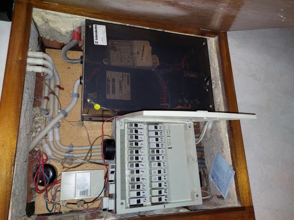 Elektro bord vervangen te Horpmaal. main image