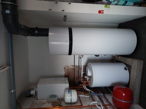 Daikin Altherma Warmtepompboiler 260l te Heusden-Zolder. main image